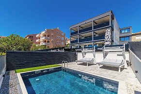Villa Three Units