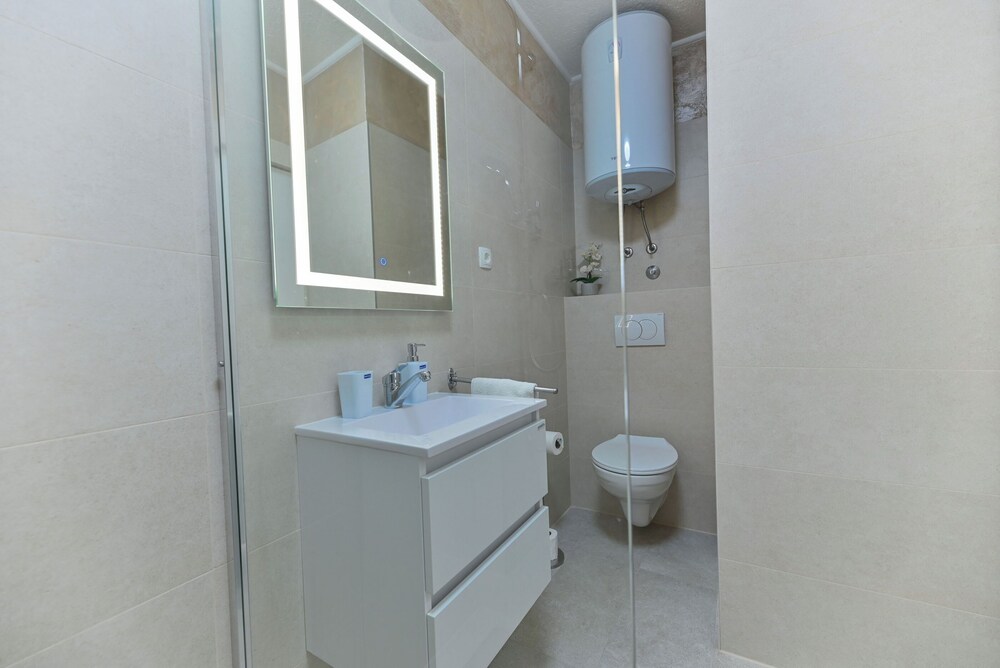 Apartments Kapetan