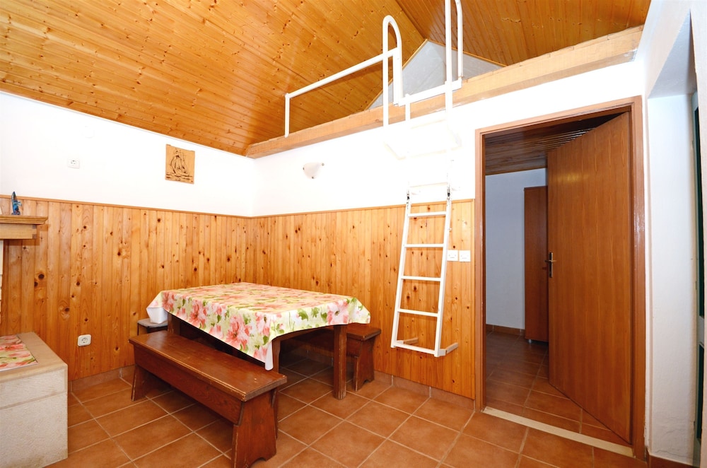 House Krunoslav