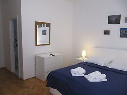 Rooms Falcon