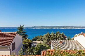 Apartments and Rooms Dotli