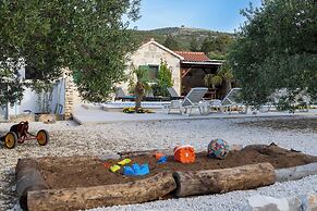 House Irena