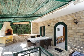 House Ivo