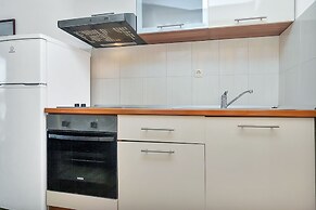 Apartment and Rooms Nikola