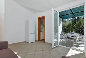 Apartment and Rooms Nikola