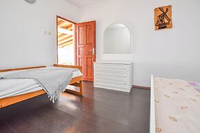 House Mateo