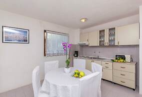 Apartments Dragica