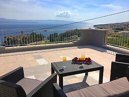 Apartments Eastern Paradise