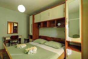 Rooms Mirjana