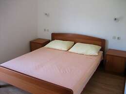Apartment Ante