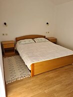 Apartment Ante