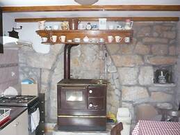 House Dragica