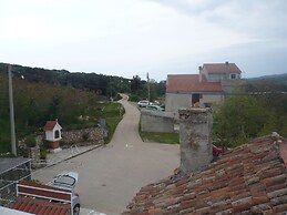 House Dragica