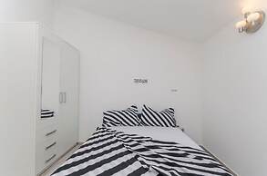 Apartment Tarle
