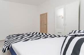 Apartment Tarle