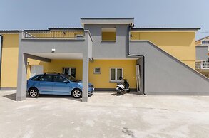 Apartment Tarle