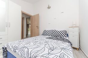 Apartment Tarle