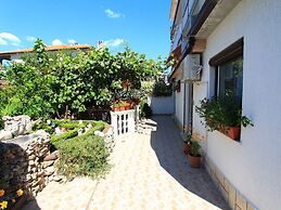 Apartment Colic