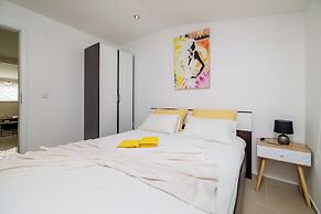 Apartments Pera