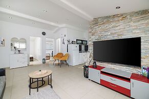 Apartments Pera