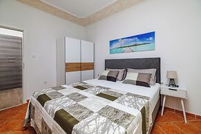 Apartments Pera