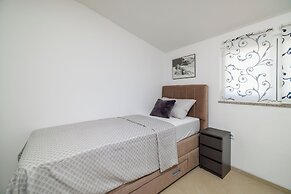Apartments Pera