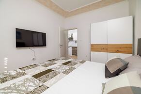 Apartments Pera