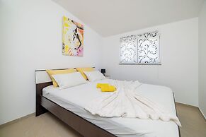 Apartments Pera