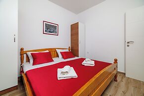 Apartments Pera