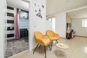 Apartments Pera