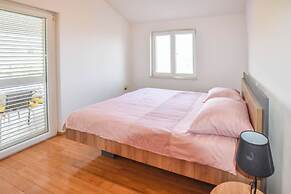 Apartments Mihaela