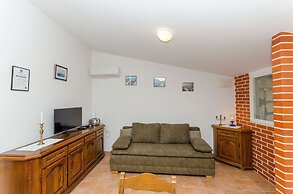 House Tomislav