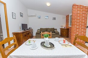 House Tomislav