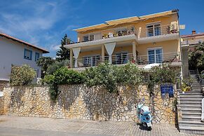 Apartments Novoselic