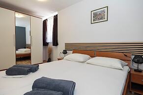 Apartments Novoselic