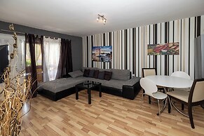 Apartments Novoselic