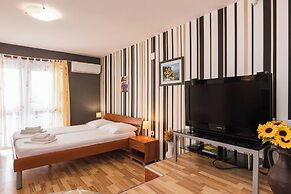Apartments Novoselic
