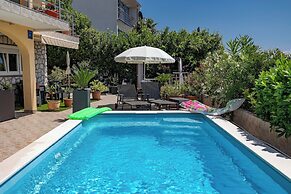 Apartments Novoselic