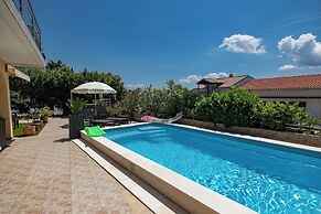 Apartments Novoselic