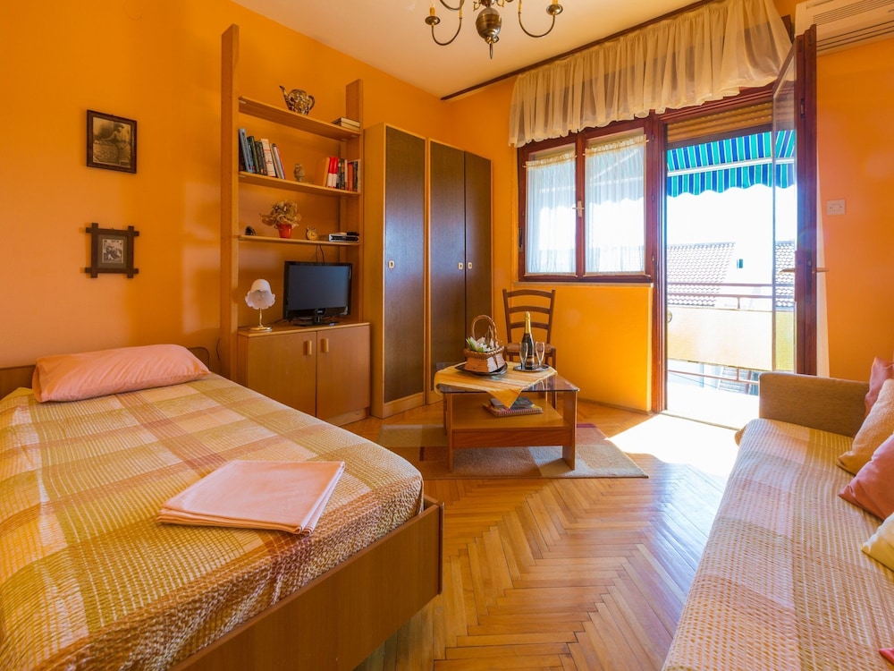Apartment Mazor