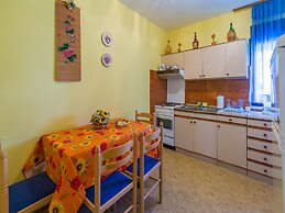 Apartment Mazor