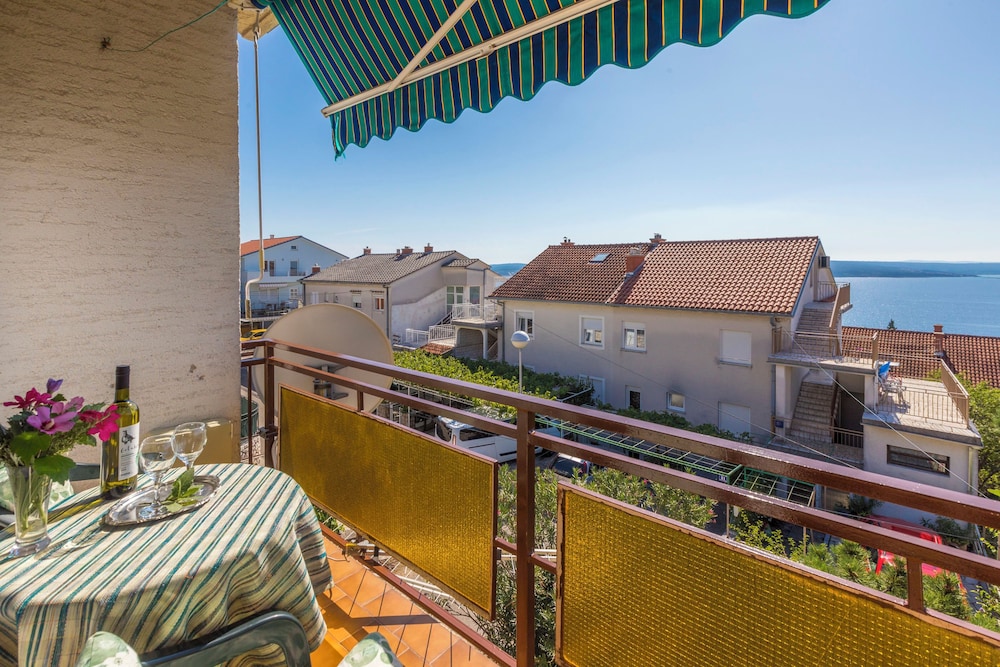 Apartment Mazor