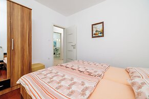 Apartment Villa Sara