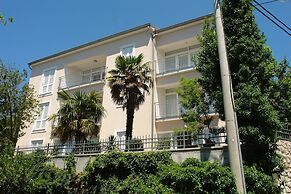 Apartment Villa Sara