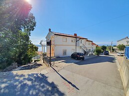 Apartments Badnje