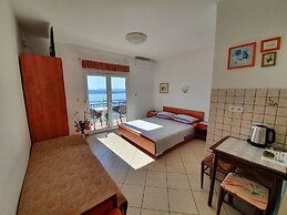 Apartments Badnje
