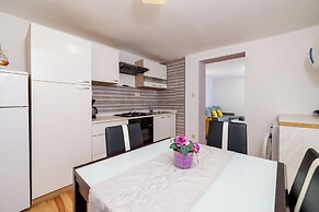Apartment Mariposa