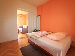 Apartment Tamarut