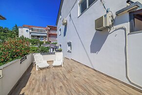 Apartments Luna