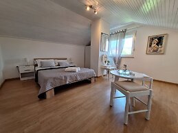 Apartments Marmar